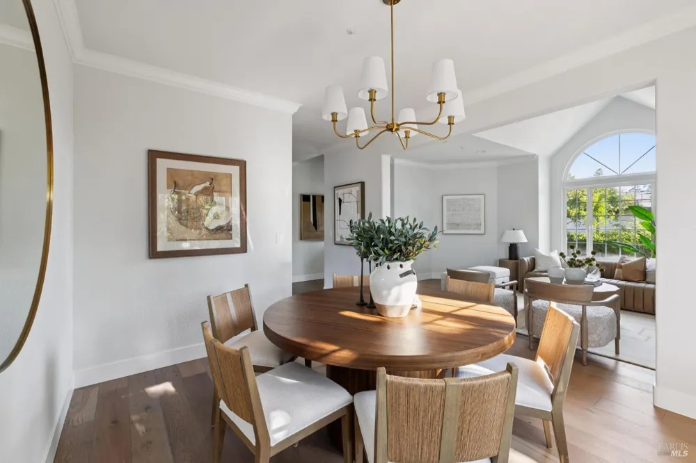 4 Rondee Lane Novato, CA 94945