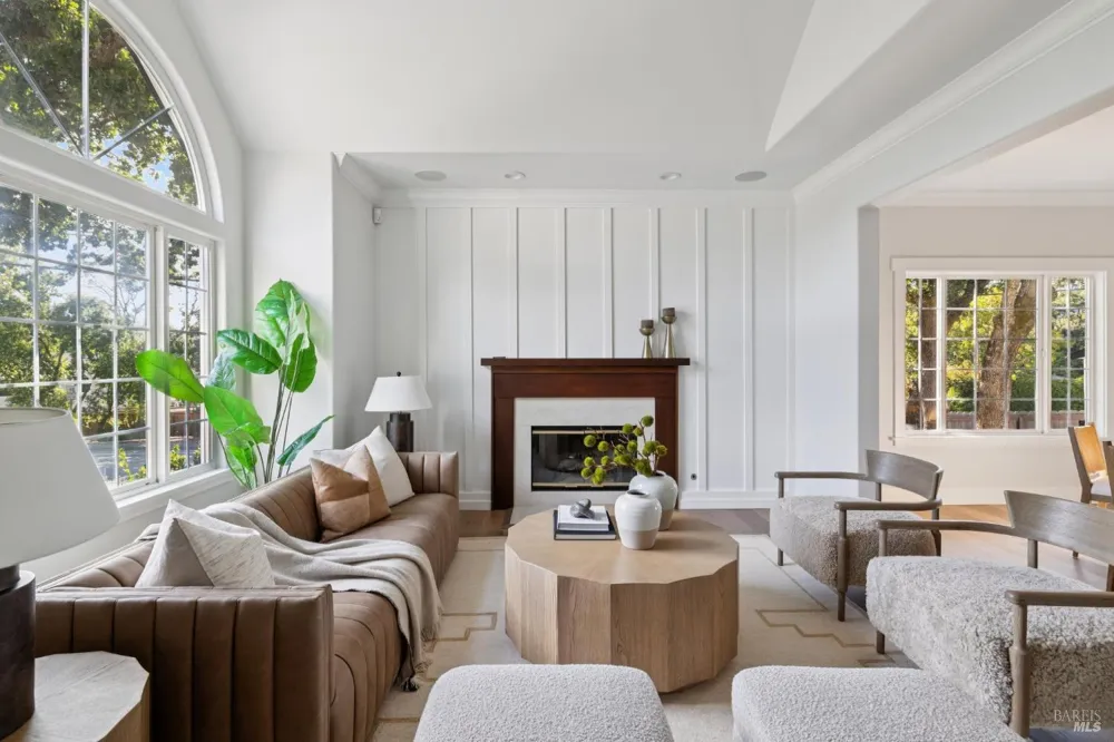 4 Rondee Lane Novato, CA 94945