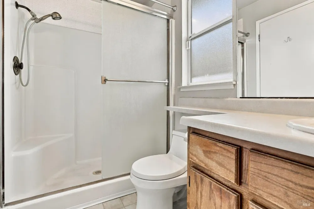 2044 Pinercrest Drive Santa Rosa, CA 95403