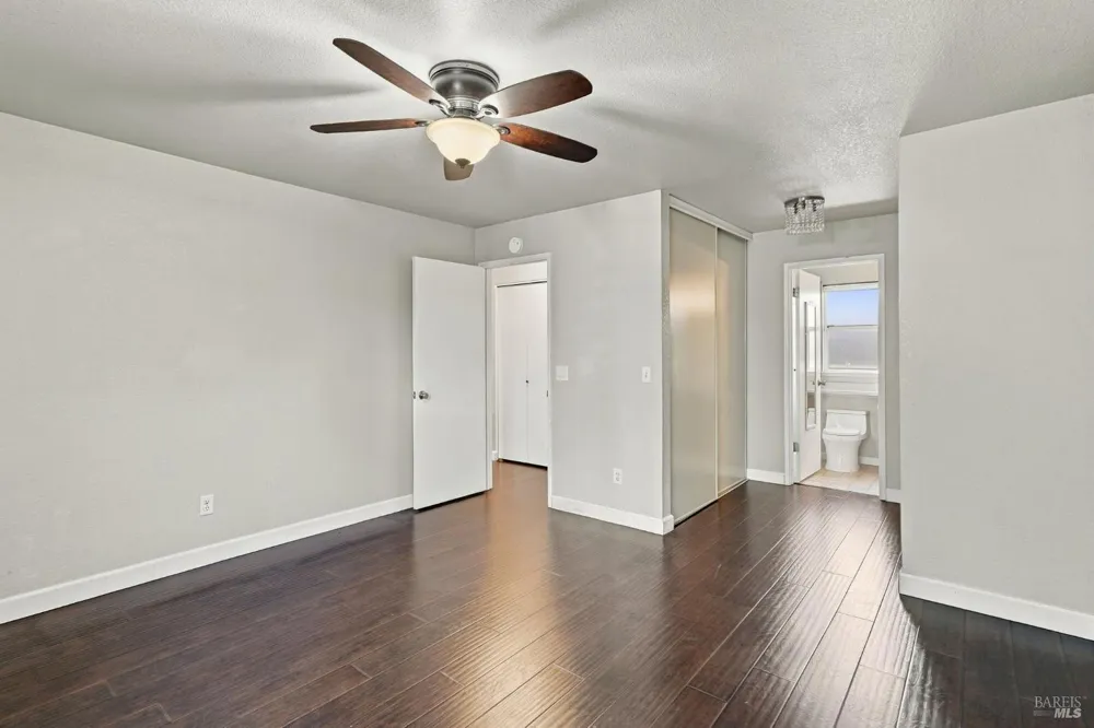 2044 Pinercrest Drive Santa Rosa, CA 95403