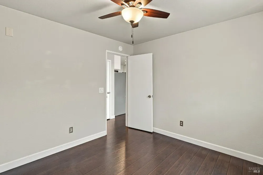 2044 Pinercrest Drive Santa Rosa, CA 95403
