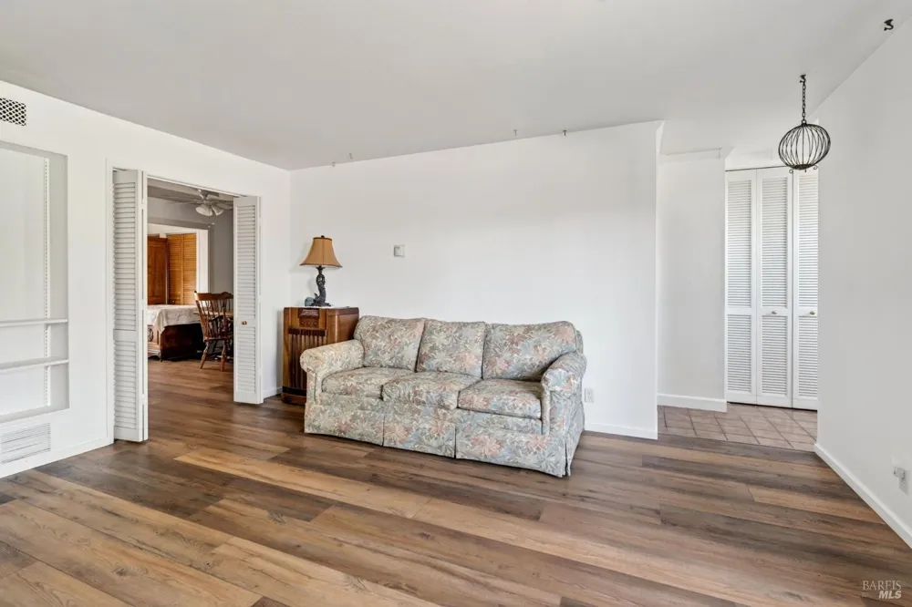 1072 Los Gamos Road ##E San Rafael, CA 94903