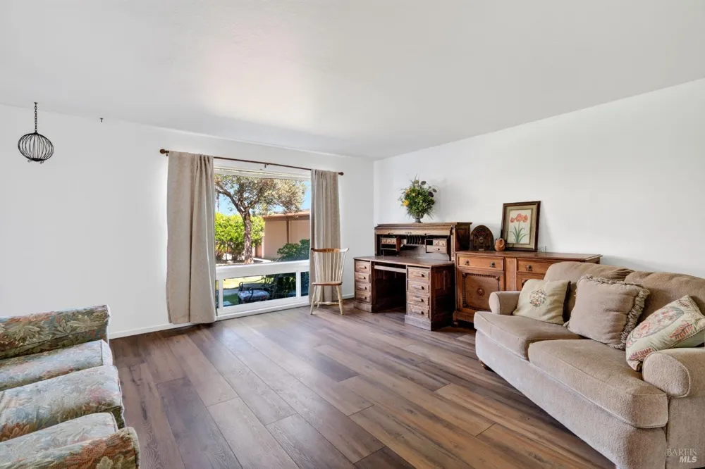 1072 Los Gamos Road ##E San Rafael, CA 94903