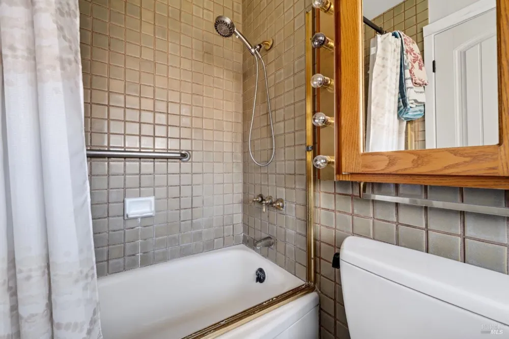 1072 Los Gamos Road ##E San Rafael, CA 94903
