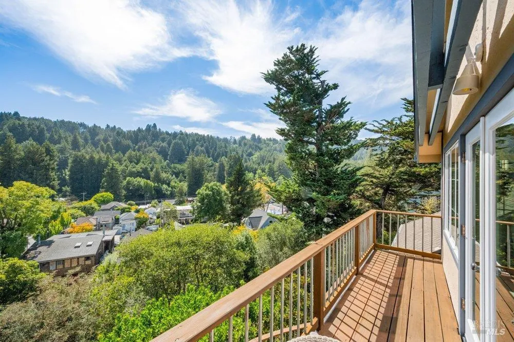 50 Summit Avenue Mill Valley, CA 94941