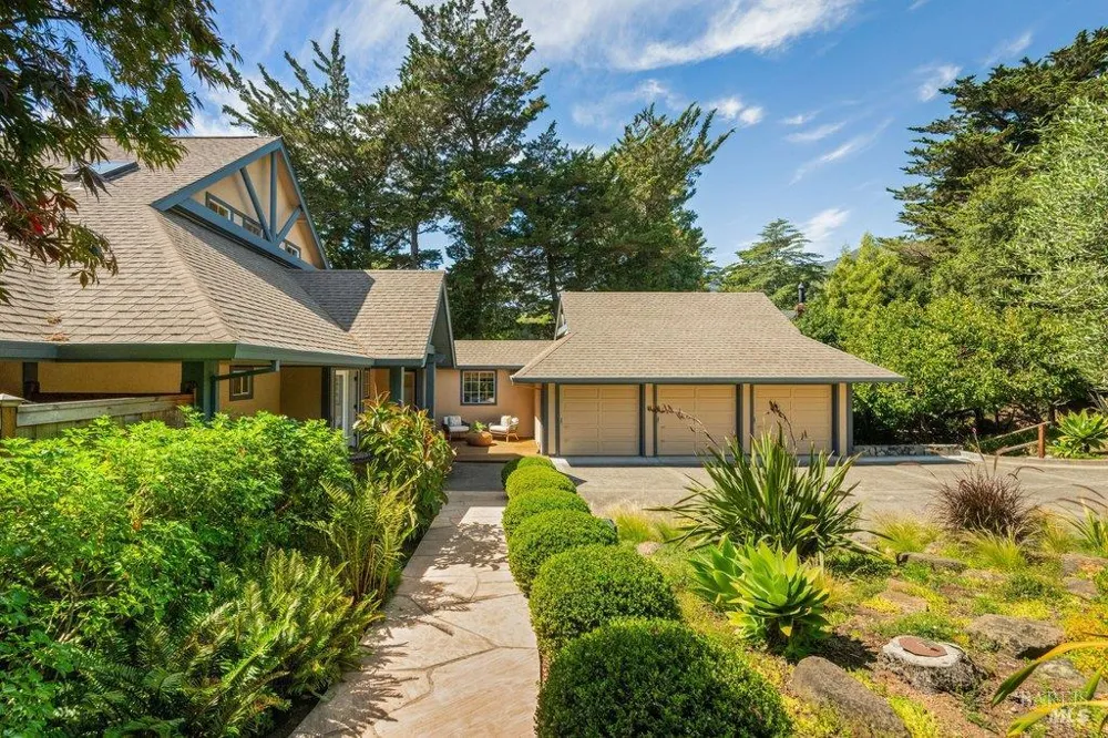 50 Summit Avenue Mill Valley, CA 94941