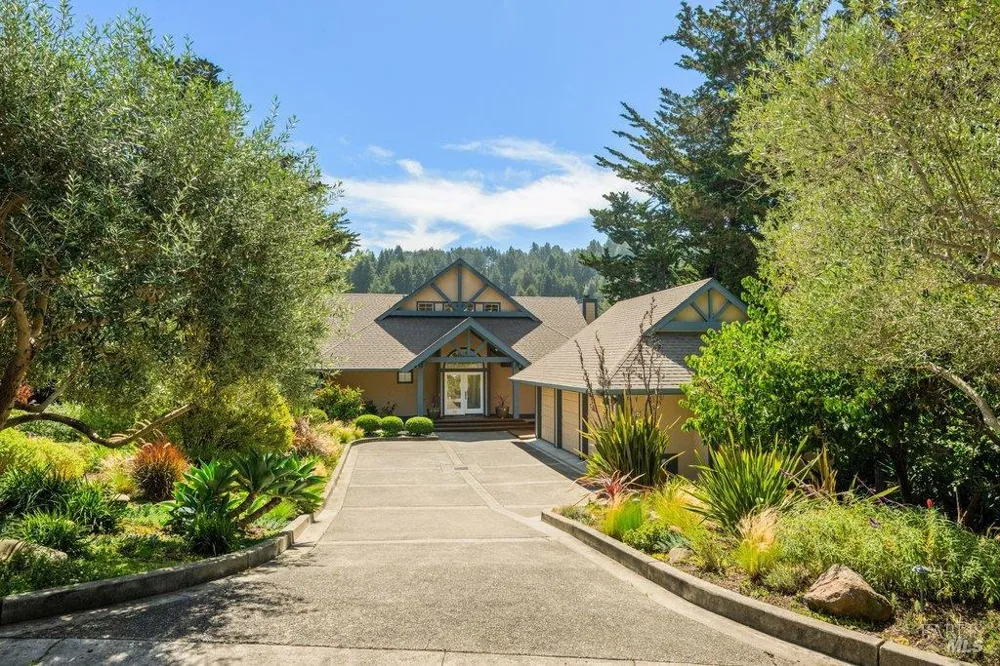 50 Summit Avenue Mill Valley, CA 94941