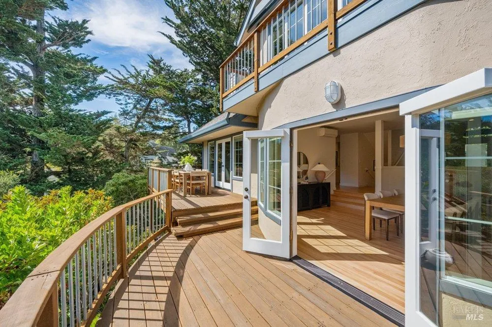 50 Summit Avenue Mill Valley, CA 94941