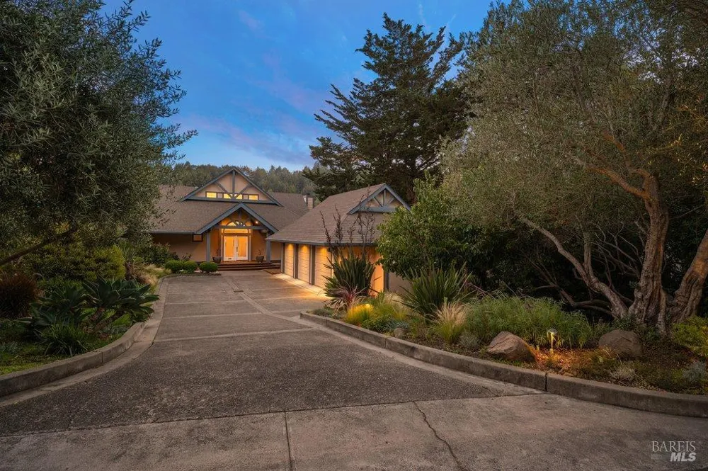 50 Summit Avenue Mill Valley, CA 94941