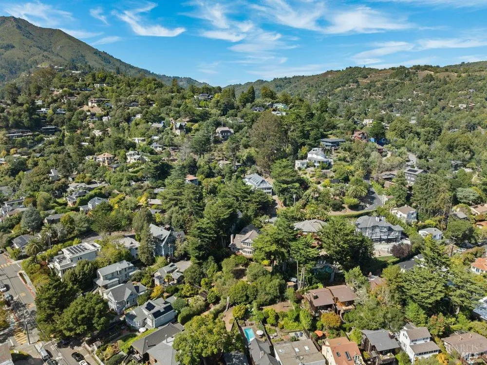 50 Summit Avenue Mill Valley, CA 94941