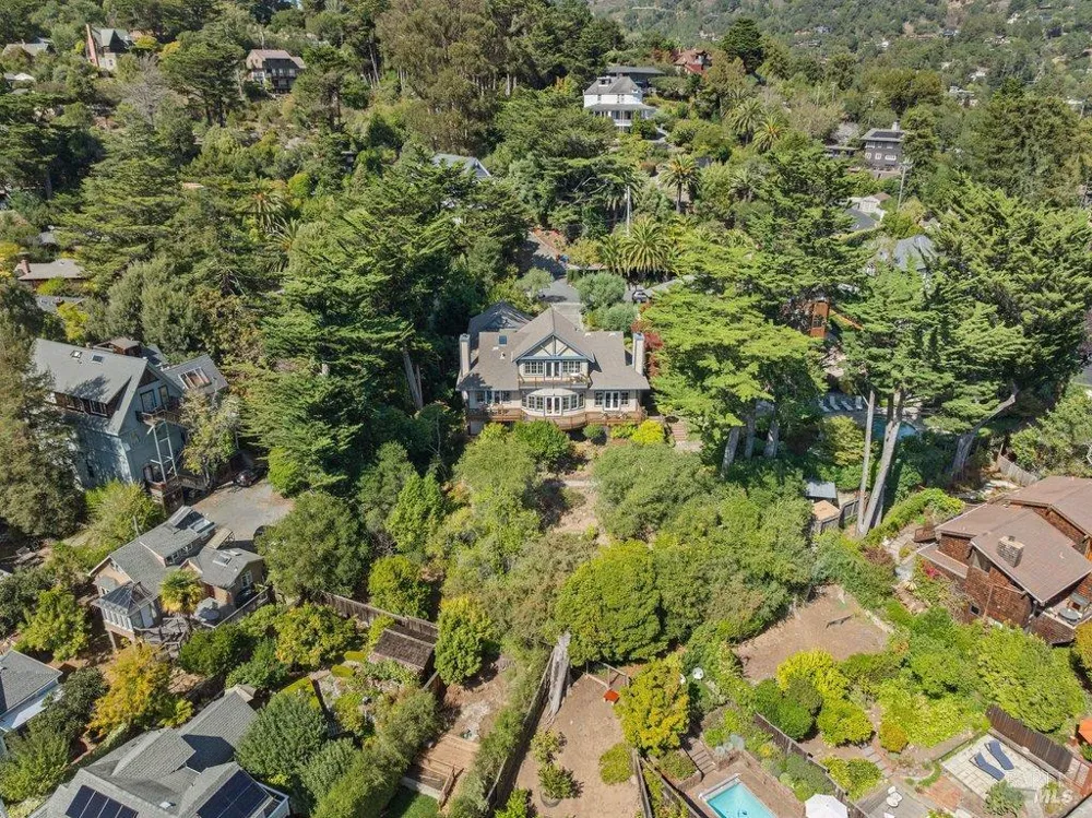 50 Summit Avenue Mill Valley, CA 94941