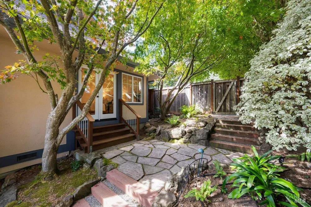 50 Summit Avenue Mill Valley, CA 94941