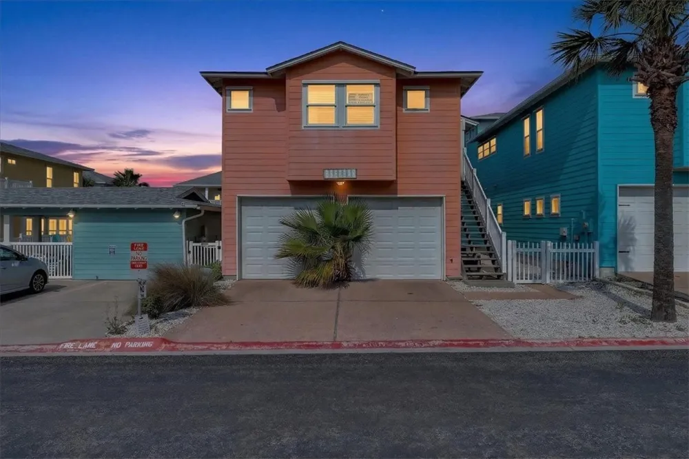 2525 S 11th Street #80 Port Aransas, TX 78373