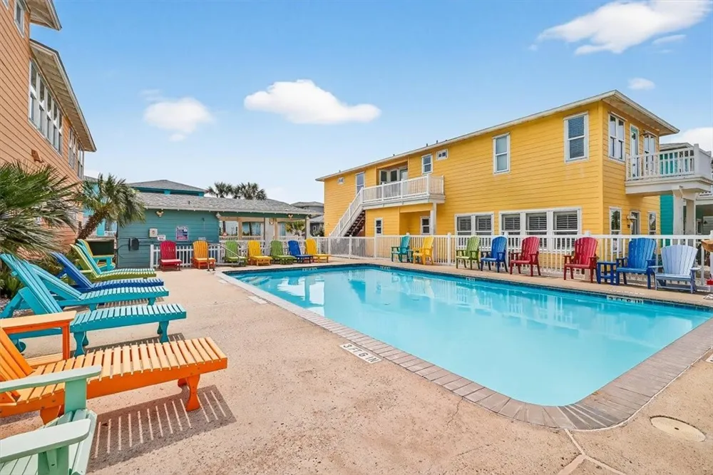 2525 S 11th Street #80 Port Aransas, TX 78373