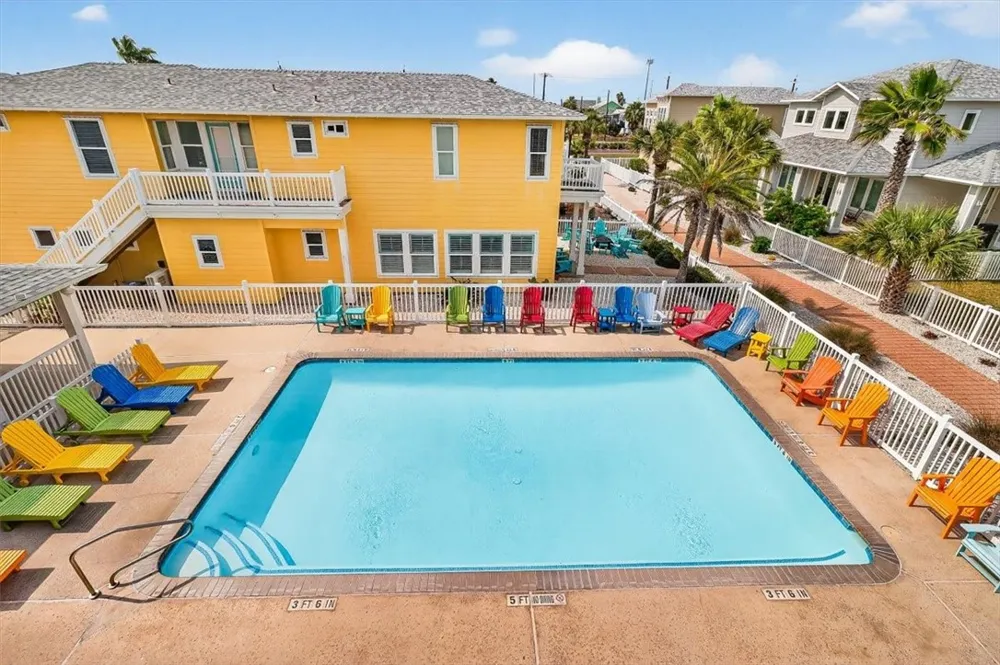 2525 S 11th Street #80 Port Aransas, TX 78373