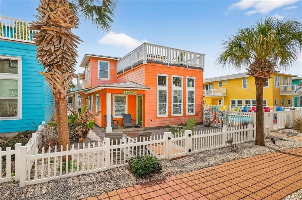 2525 S 11th Street #80 Port Aransas, TX 78373