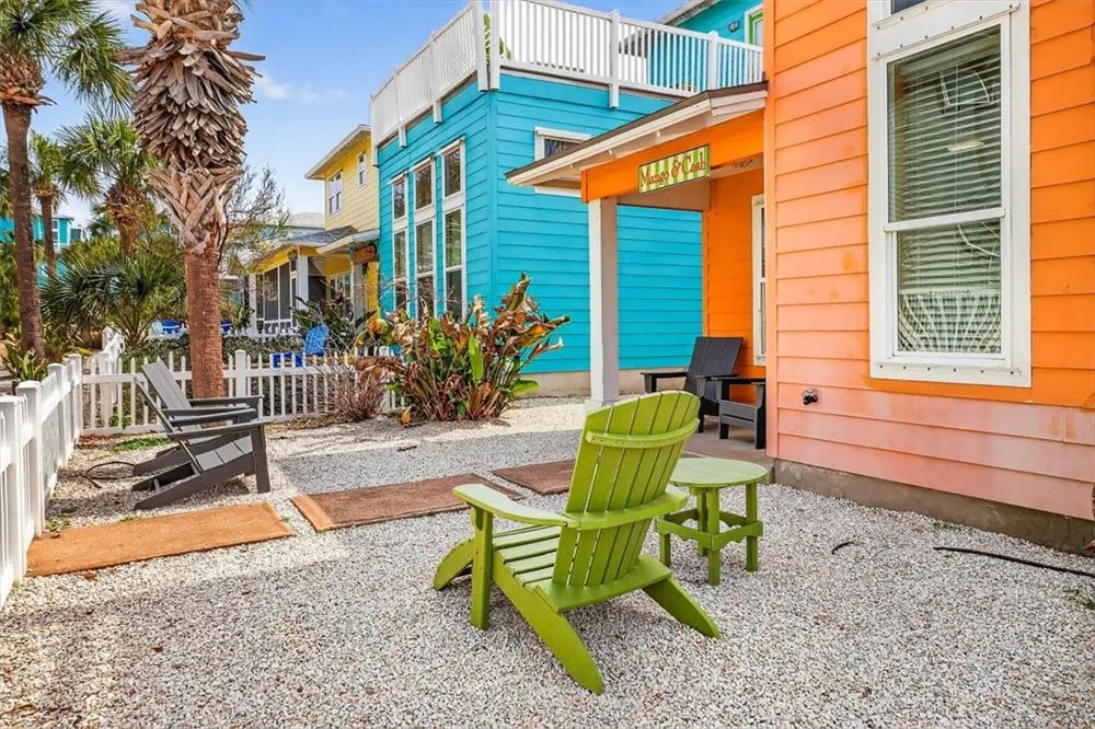 2525 S 11th Street #80 Port Aransas, TX 78373