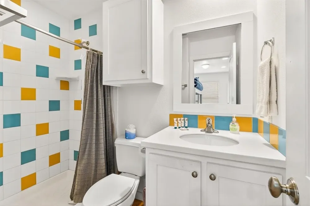 2525 S 11th Street #80 Port Aransas, TX 78373