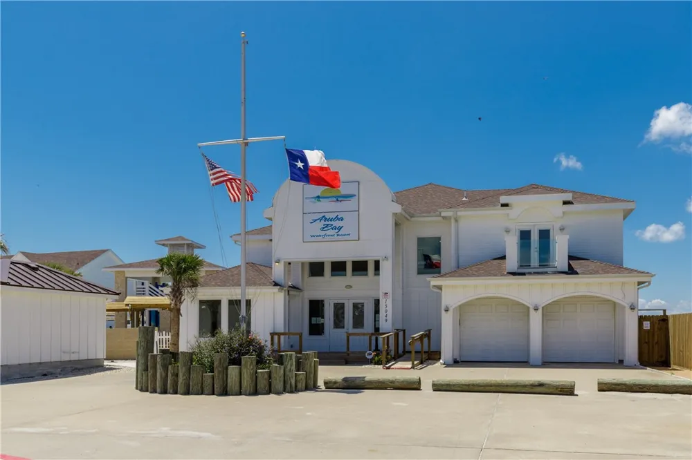 15118 Arashi Beach Drive Corpus Christi, TX 78418