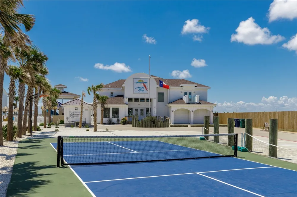 15118 Arashi Beach Drive Corpus Christi, TX 78418