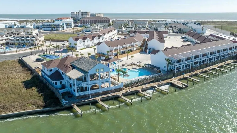 15118 Arashi Beach Drive Corpus Christi, TX 78418