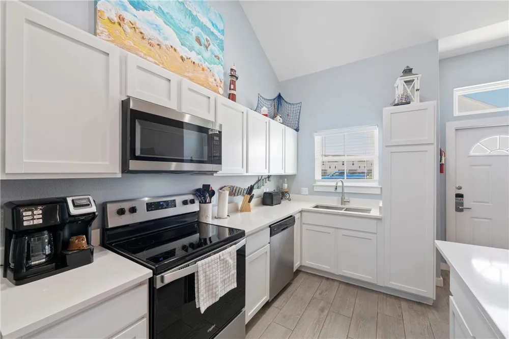 15118 Arashi Beach Drive Corpus Christi, TX 78418