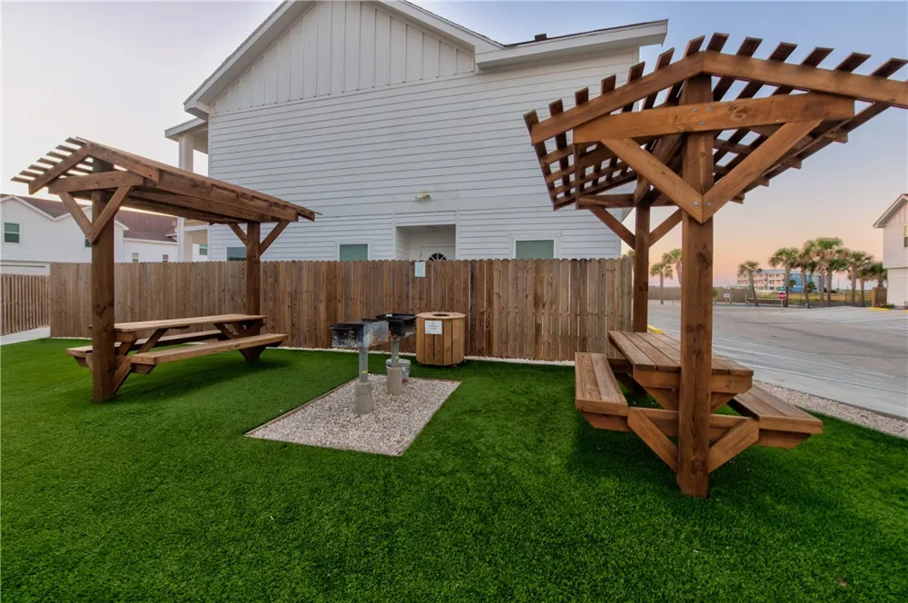 15118 Arashi Beach Drive Corpus Christi, TX 78418
