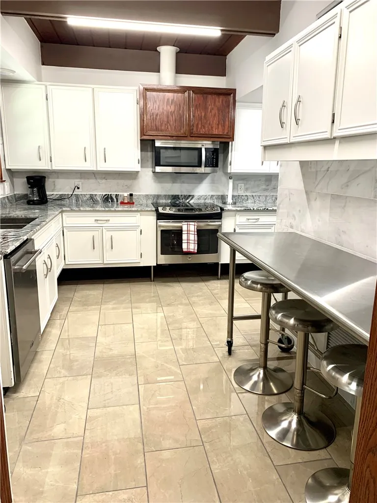 5926 S Alameda Street S Corpus Christi, TX 78412