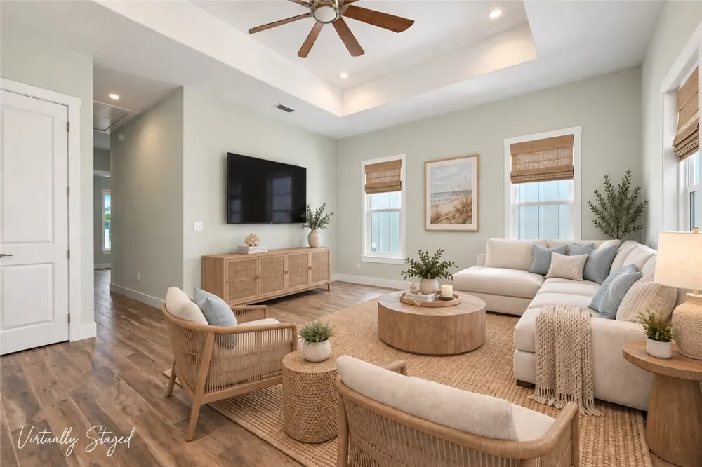1007 S Live Oak Street Rockport, TX 78382