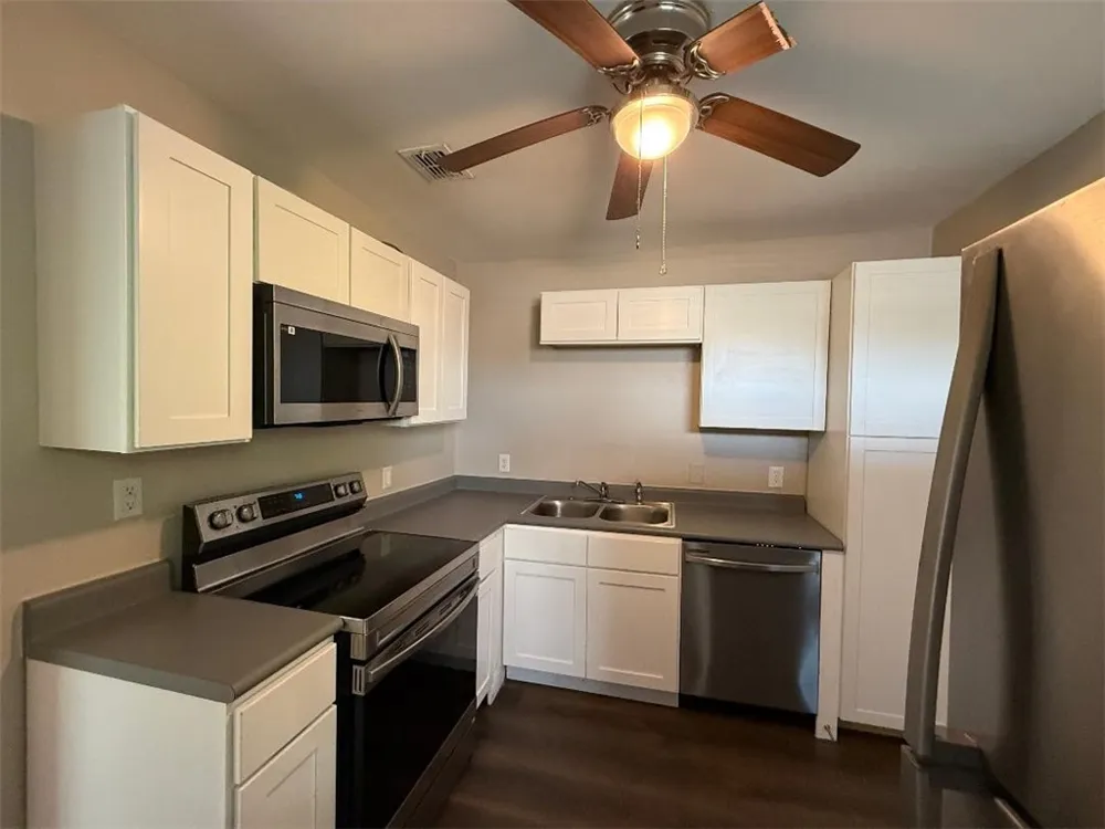 1101 2nd Street Corpus Christi, TX 78404