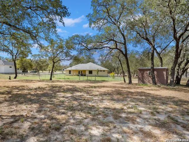 154 Red Fox Poteet, TX 78065