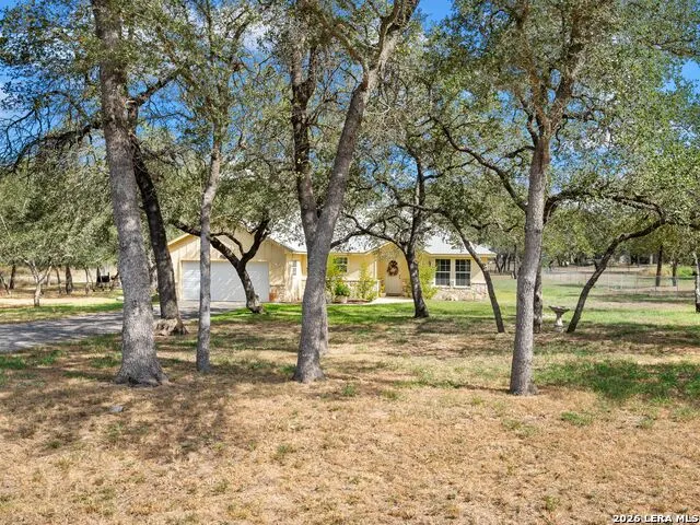 154 Red Fox Poteet, TX 78065