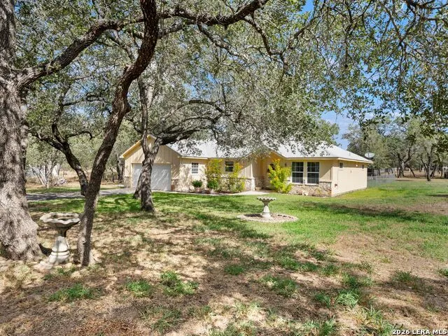 154 Red Fox Poteet, TX 78065