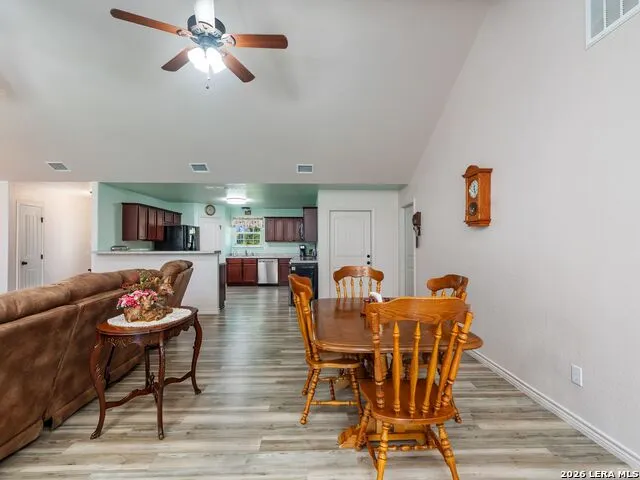 154 Red Fox Poteet, TX 78065