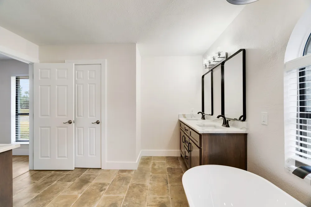 7123 Heather Lane Paris, TX 75462