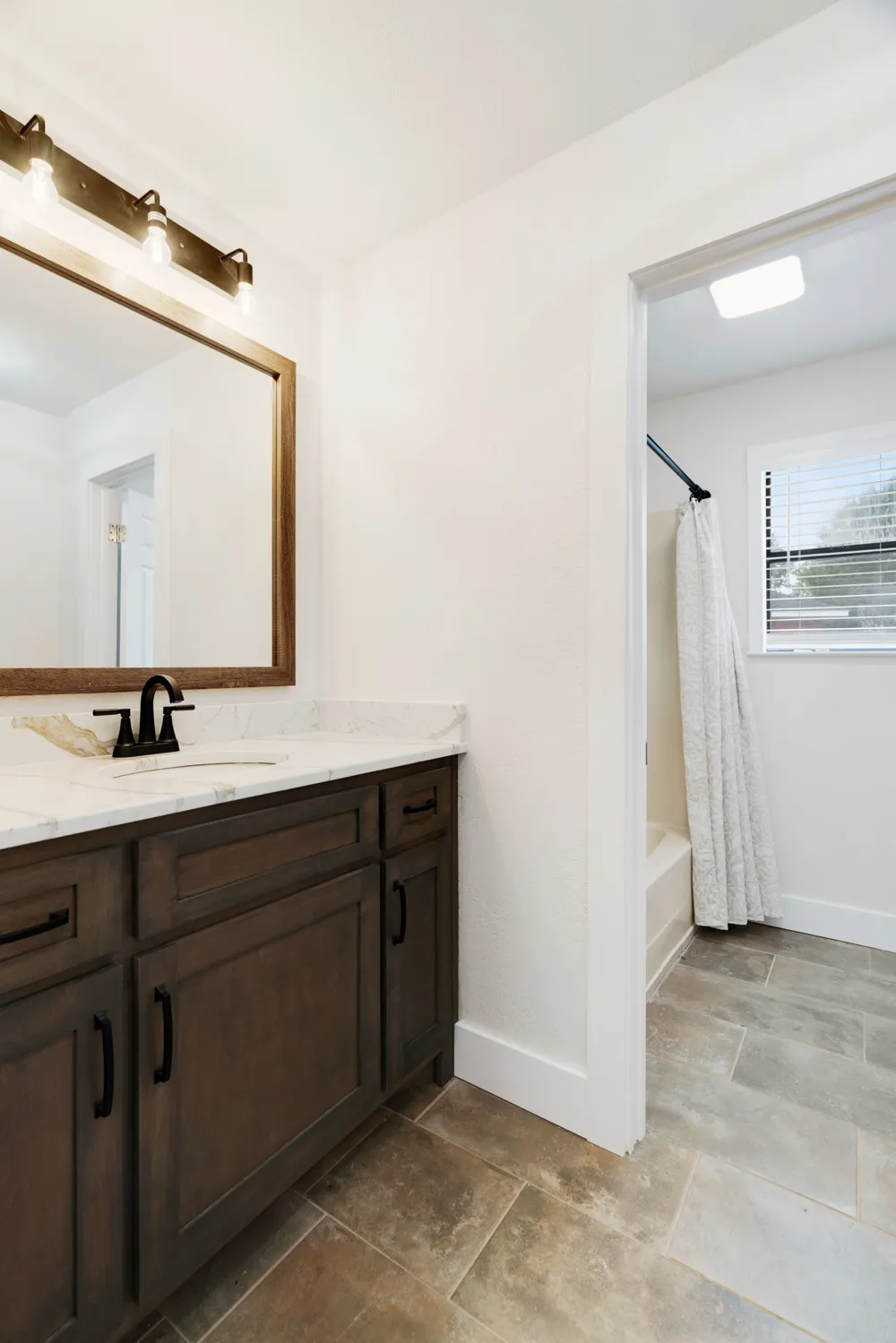 7123 Heather Lane Paris, TX 75462