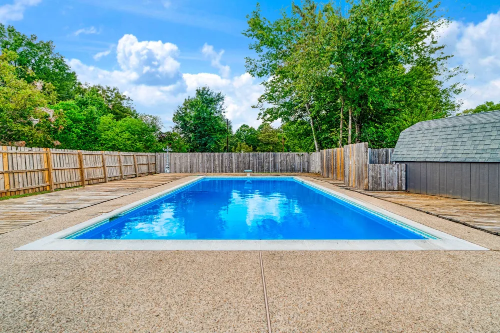 7123 Heather Lane Paris, TX 75462
