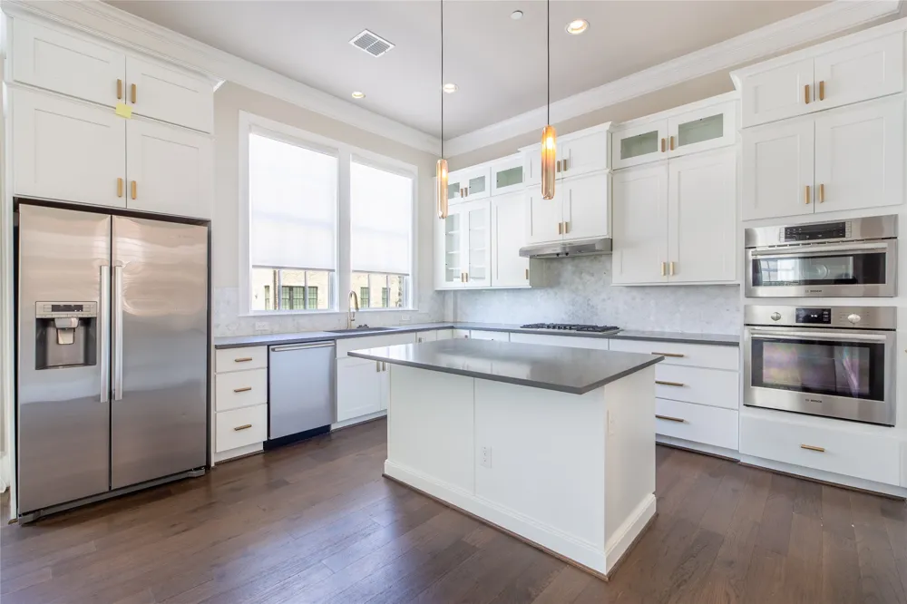 4116 Runyon Road Addison, TX 75001
