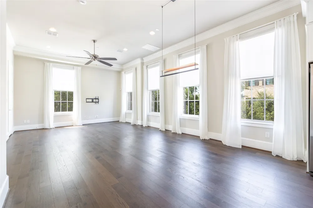 4116 Runyon Road Addison, TX 75001