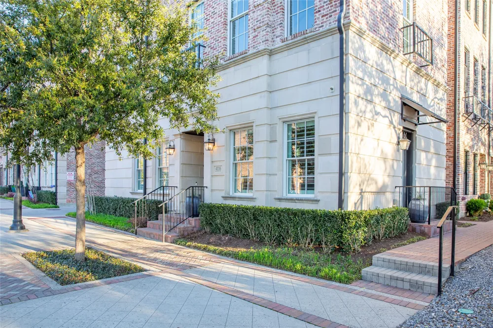 4116 Runyon Road Addison, TX 75001