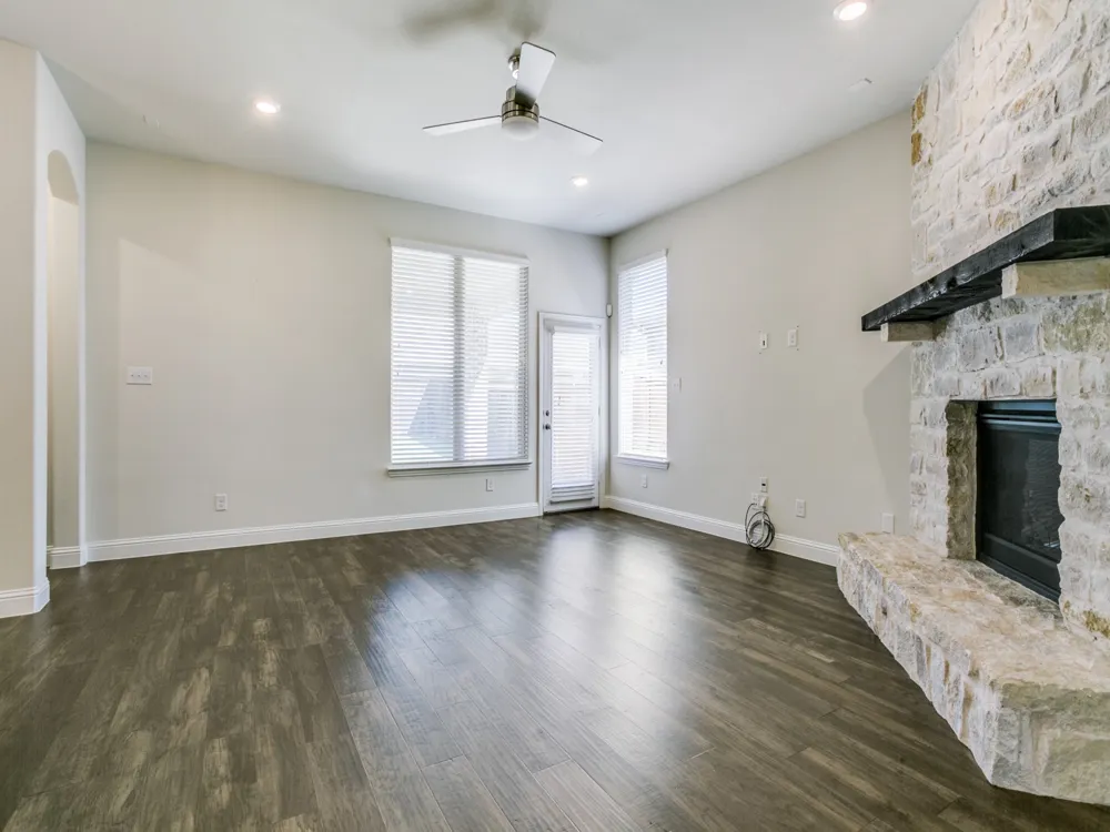 2215 Yorktown Drive Melissa, TX 75454