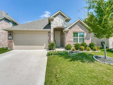 2215 Yorktown Drive