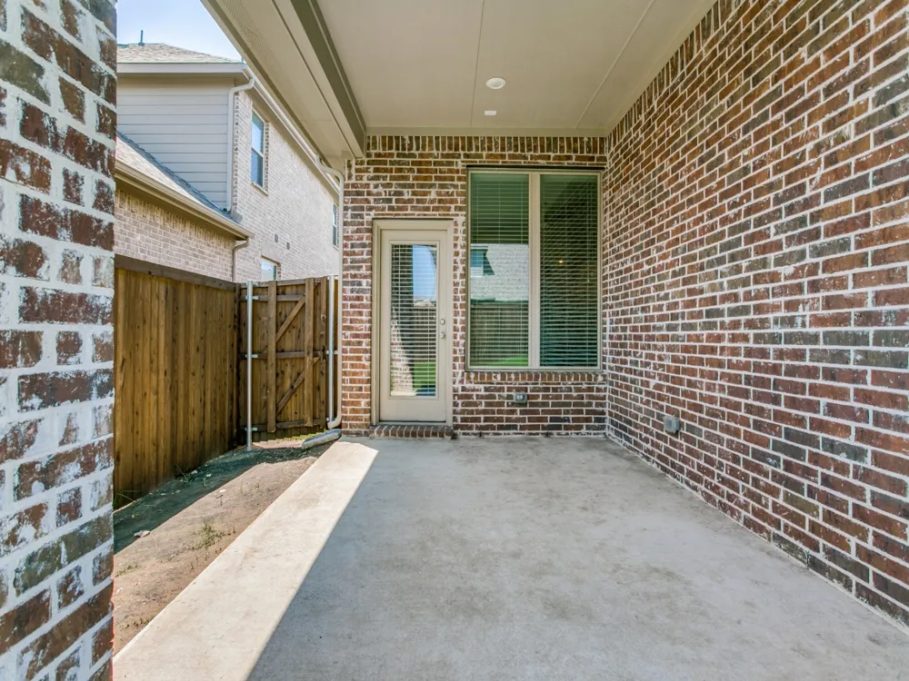 2215 Yorktown Drive Melissa, TX 75454