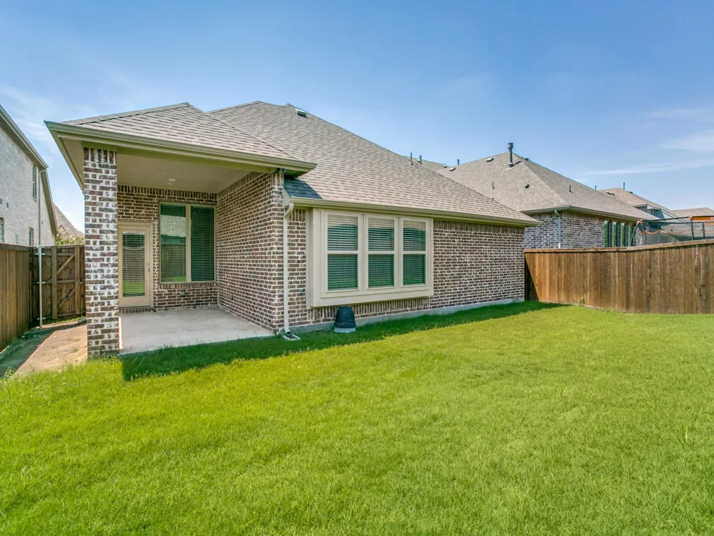 2215 Yorktown Drive Melissa, TX 75454