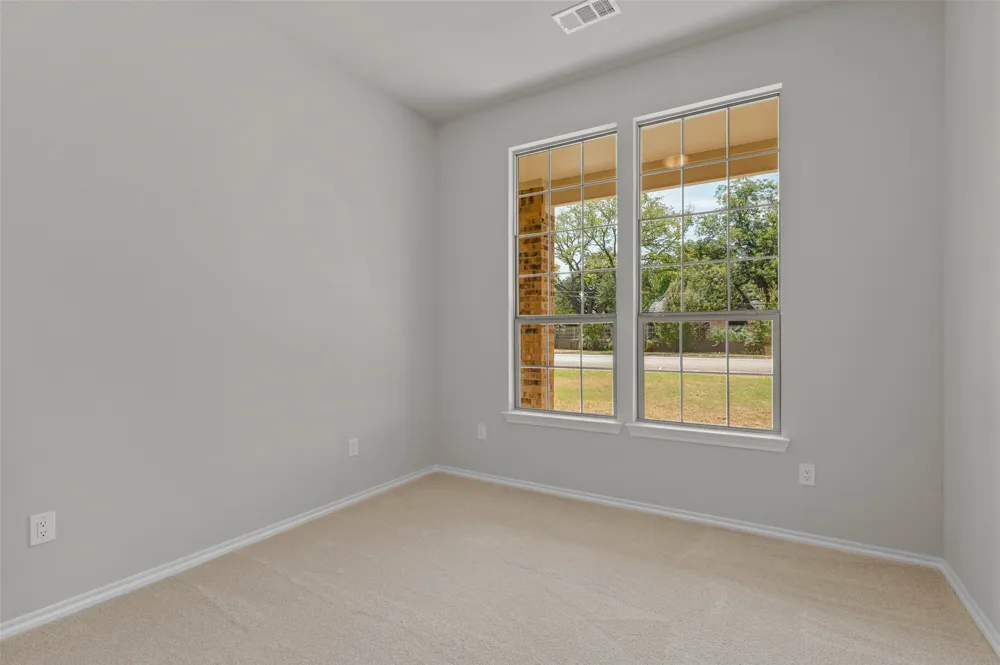 1203 Anthony Gainesville, TX 76240