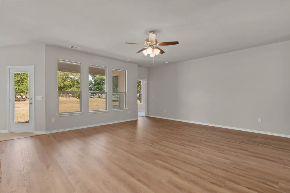 1203 Anthony Gainesville, TX 76240