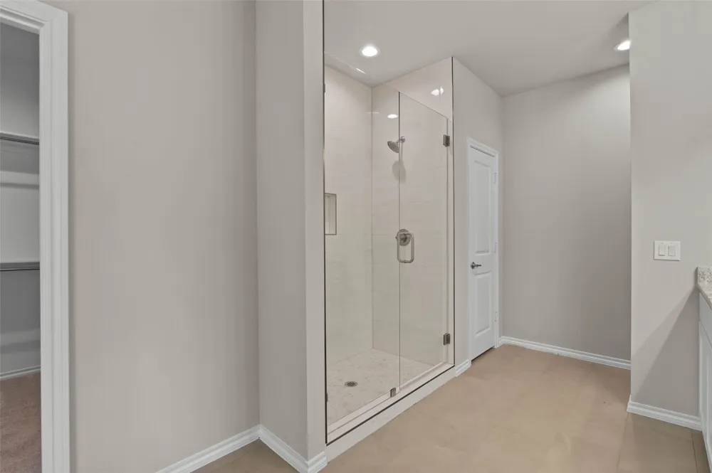 1203 Anthony Gainesville, TX 76240