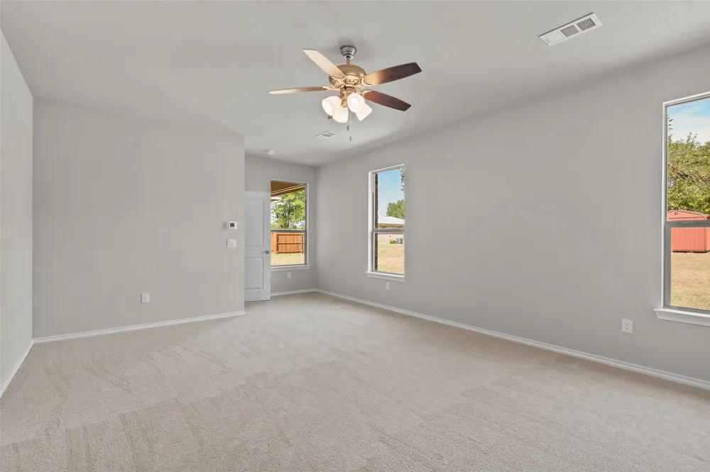 1203 Anthony Gainesville, TX 76240