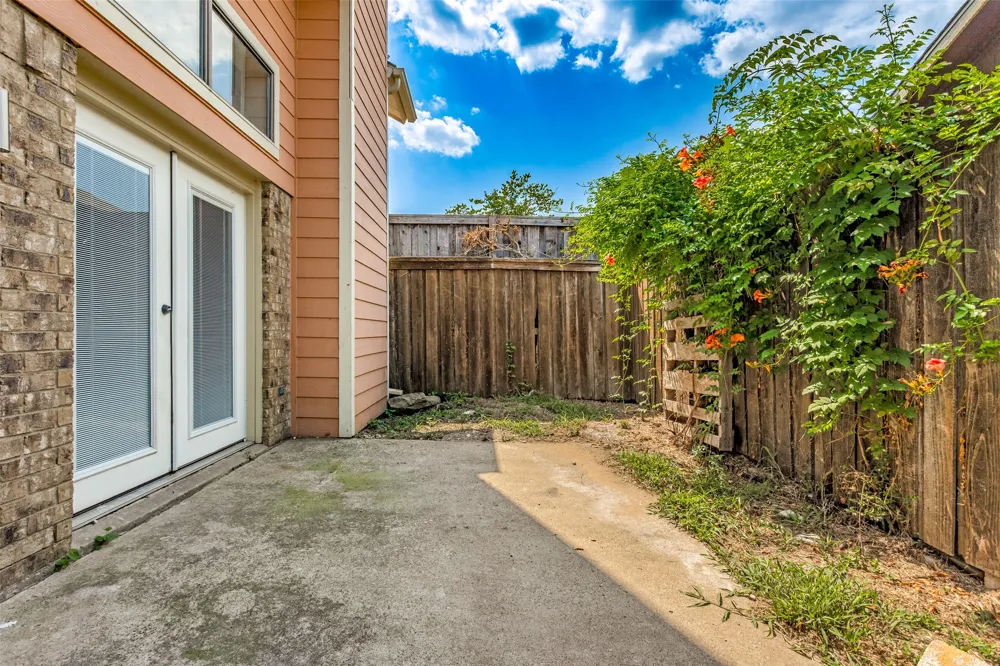2605 Centaurus Drive Garland, TX 75044