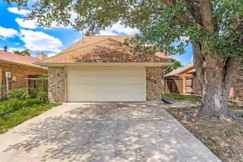 2605 Centaurus Drive